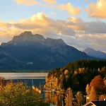 Seehotel Und Schnoeller Hotel Rieden