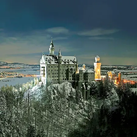 Seehotel Und Schnoeller 5* 리덴