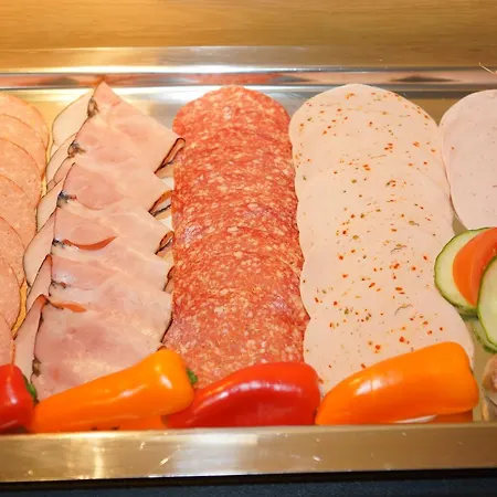 호텔 Seehotel Und Schnoeller 5*