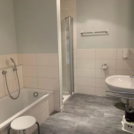 Ξενοδοχείο Seehotel Und Schnoeller 5*